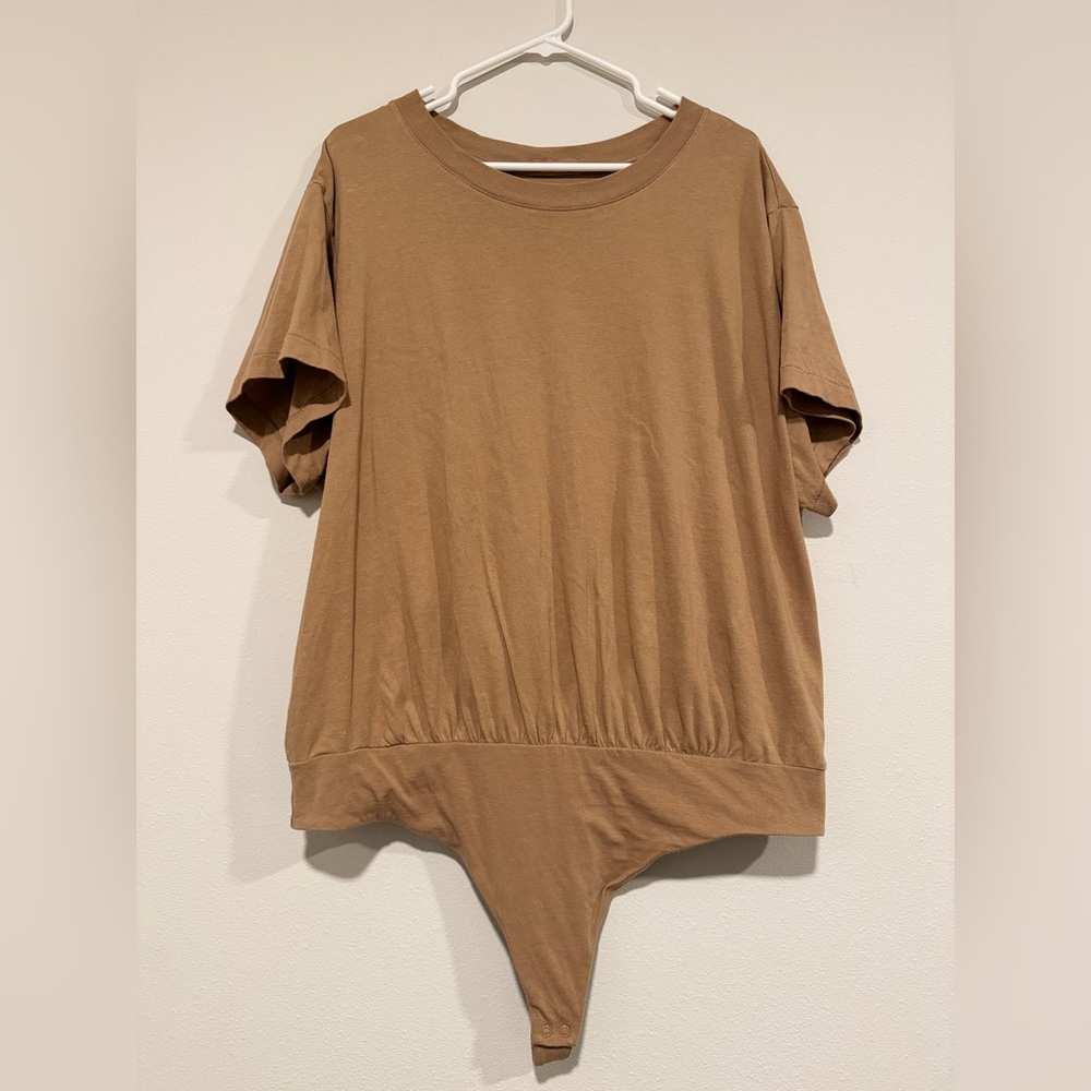 nuuds Tan Short Sleeve Bodysuit